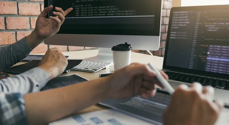 Why companies are drawn to APIs?