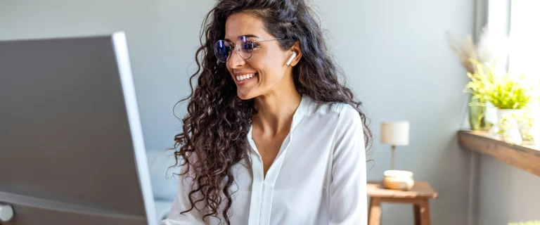 5 Famous Female Programmers and Their Success Stories