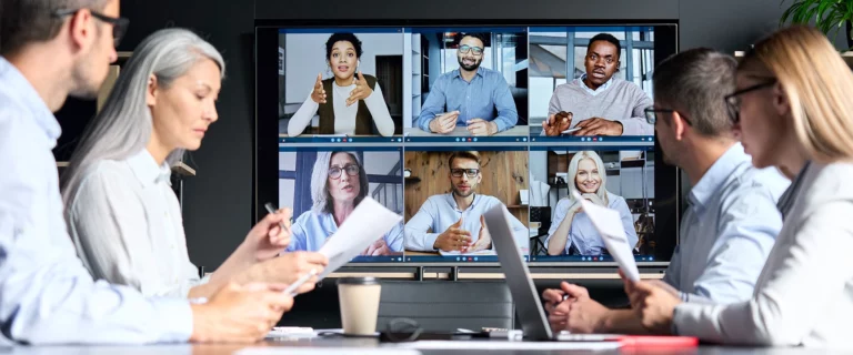 Managing development teams across different time zones
