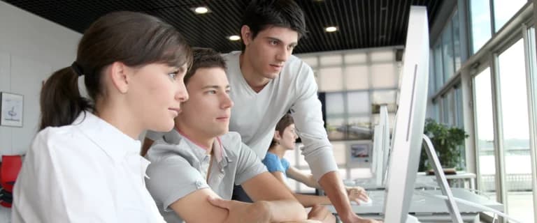Onboarding outsourced developers – how to effectively share knowledge with partner’s teams